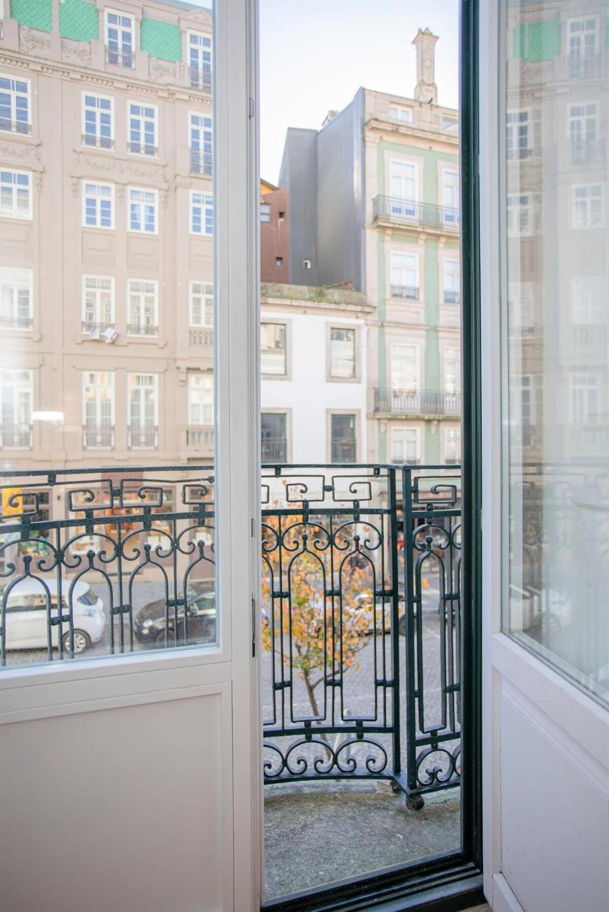 Liiiving In Porto-Mouzinho Residence Apartments Екстериор снимка