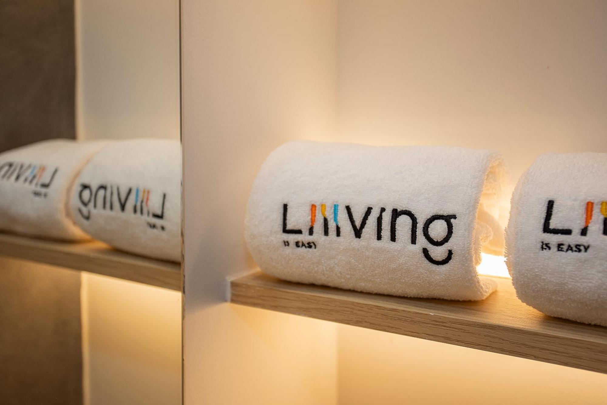 Liiiving In Porto-Mouzinho Residence Apartments Екстериор снимка