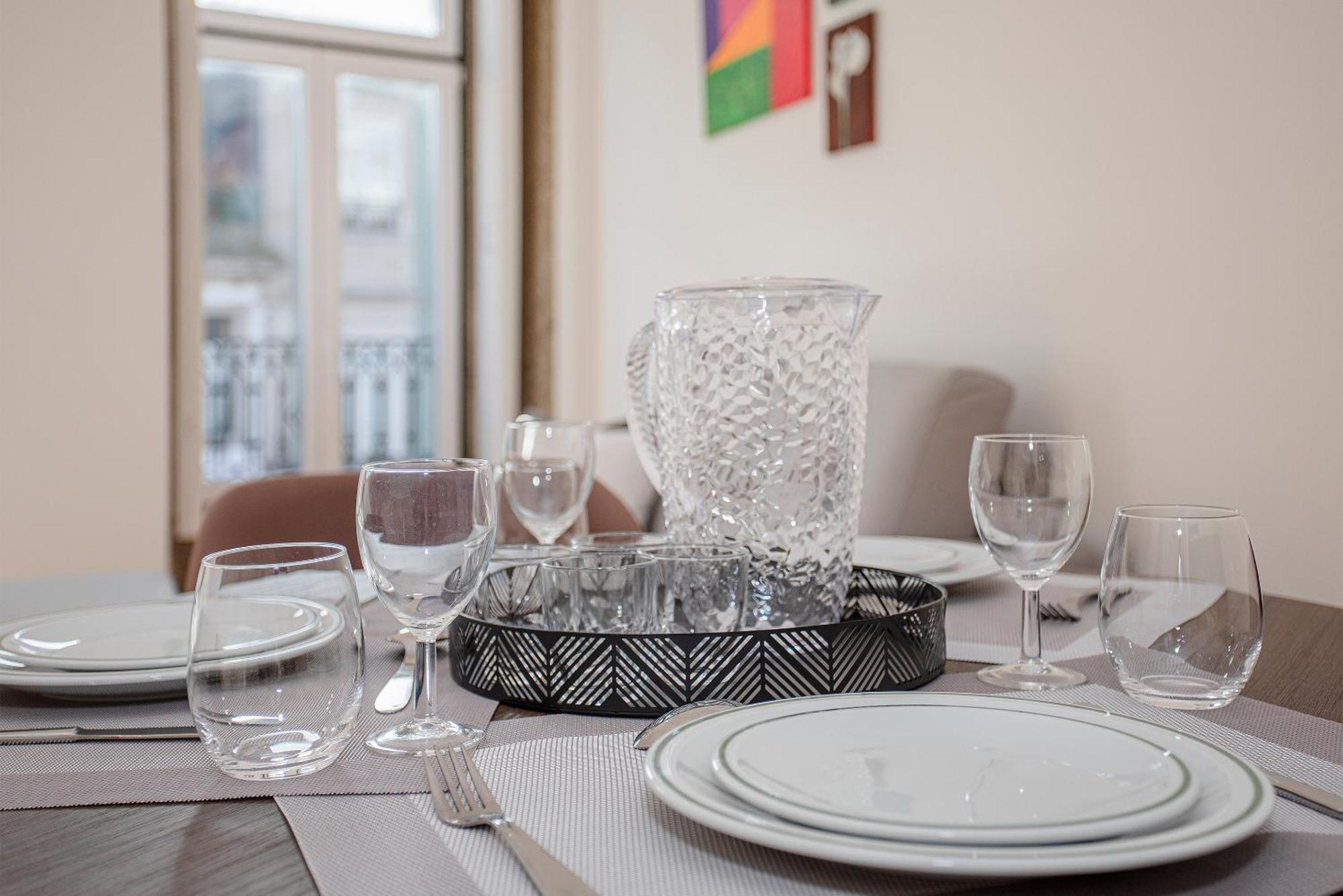 Liiiving In Porto-Mouzinho Residence Apartments Екстериор снимка